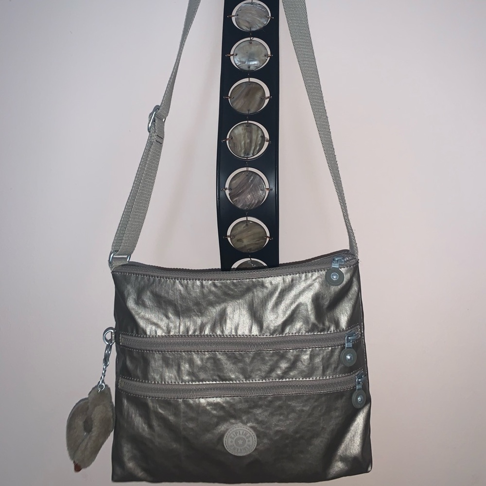 Cross bag